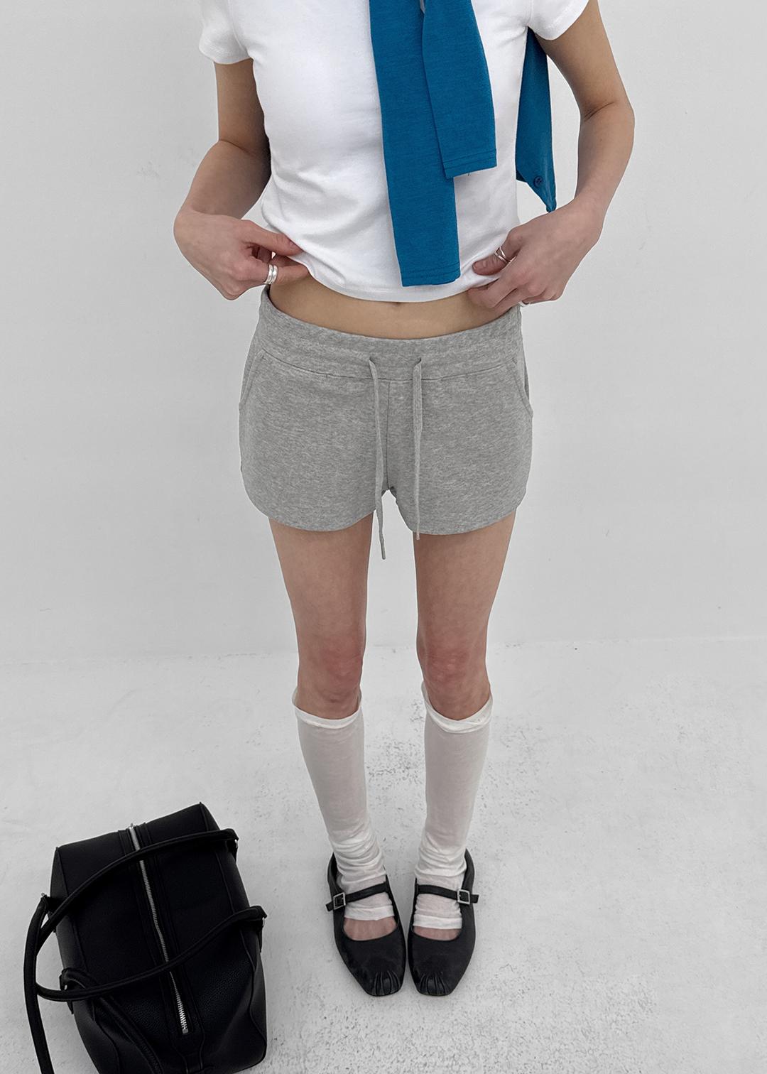 블랙업 [MADE] 비엔트 밴딩 숏팬츠