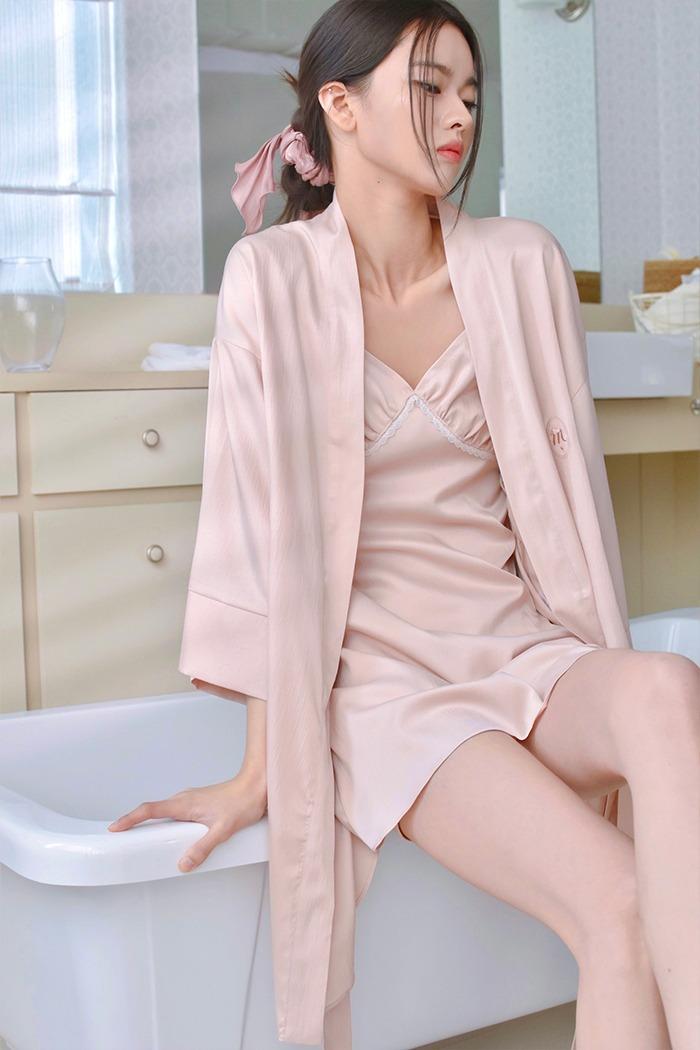 [Autumn Night] [SET] Amali slip+robe pink