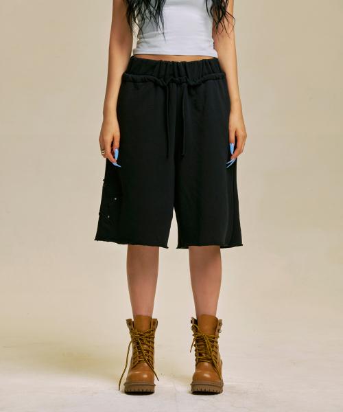 STAR PATCH BERMUDA SWEAT SHORTS_BK