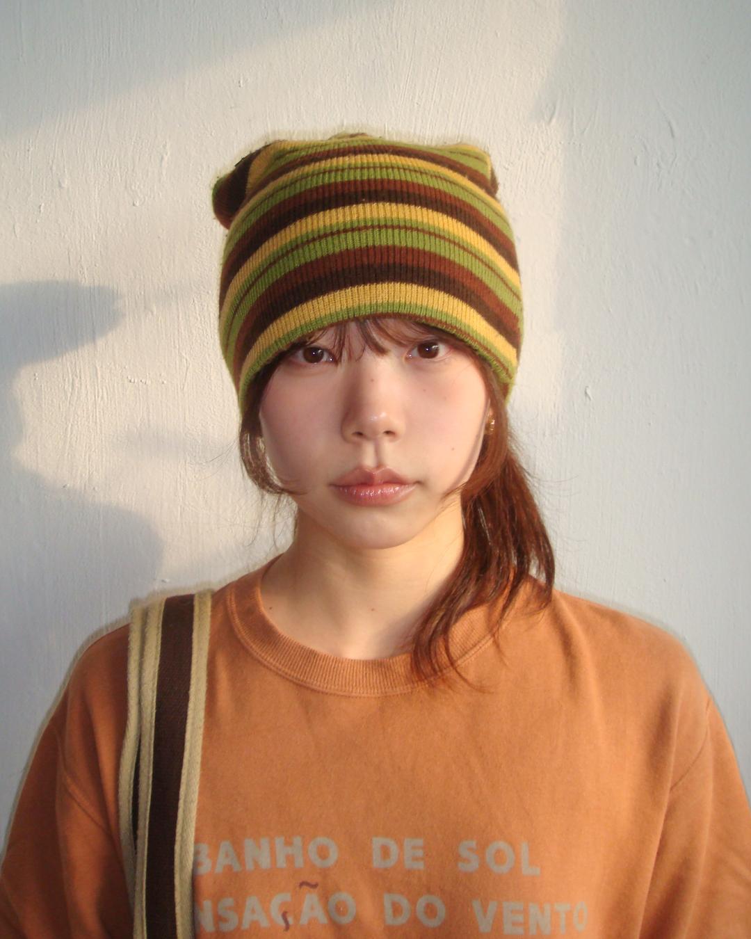 VINTAGE _ button beanie