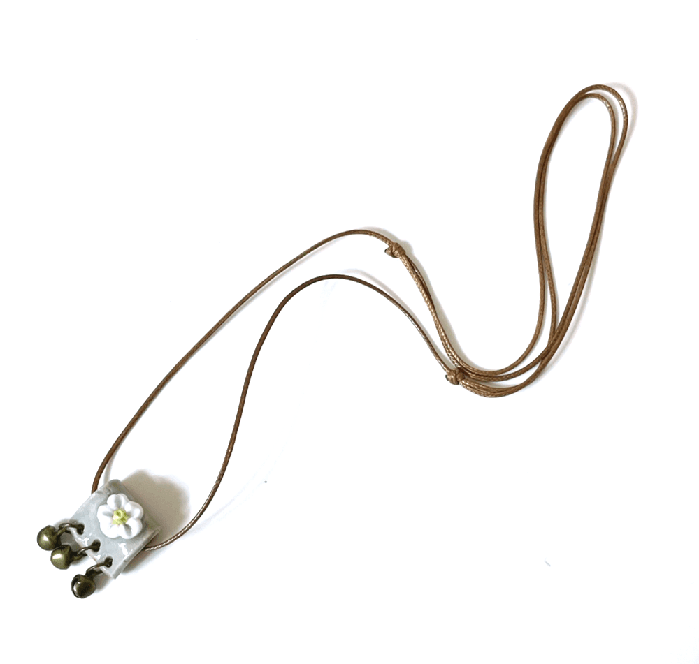 히피와이 flower necklace 꽃 방울 도자기 목걸이 끈 매듭 끈 빈티지 키치 엔틱