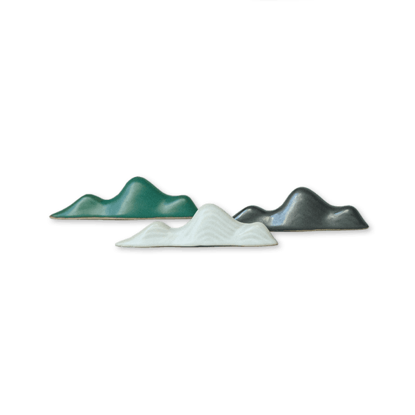 작은 산 받침대