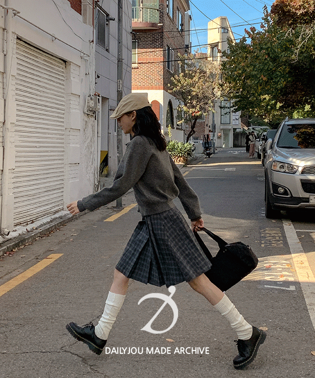 데일리쥬 [MADE] 바넷사 체크 플리츠 미디 스커트