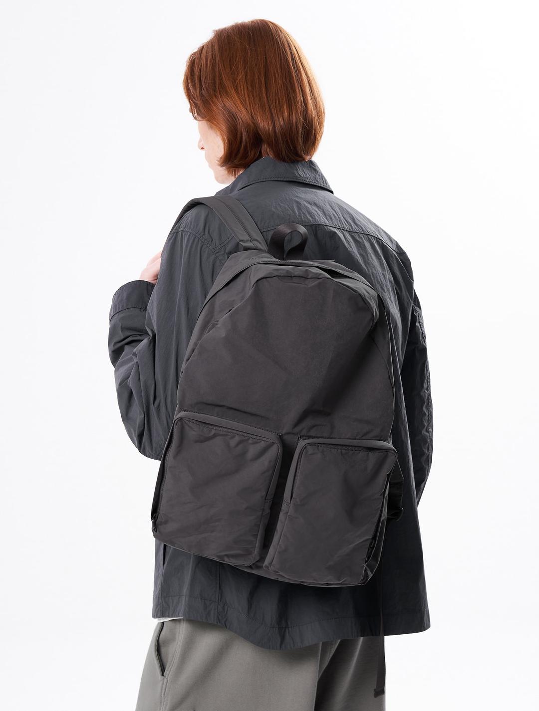 Split Yarn Backpack - Grey
