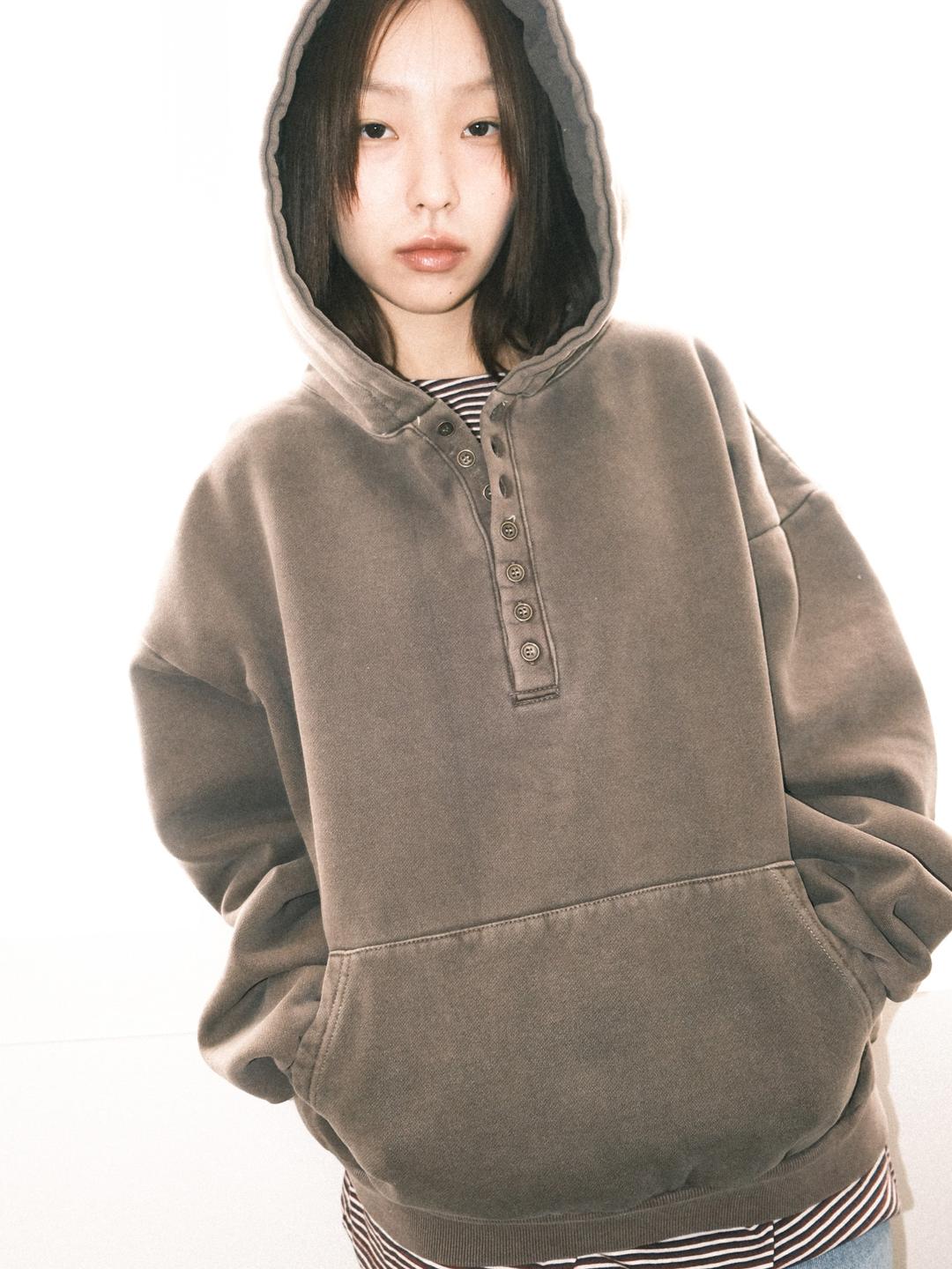 M.M Vintage Hood