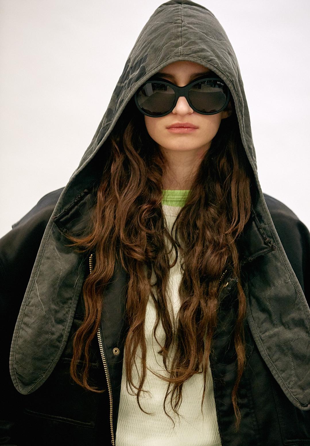 QUILTED JERSEY TIE HOODIE, DARK GREY