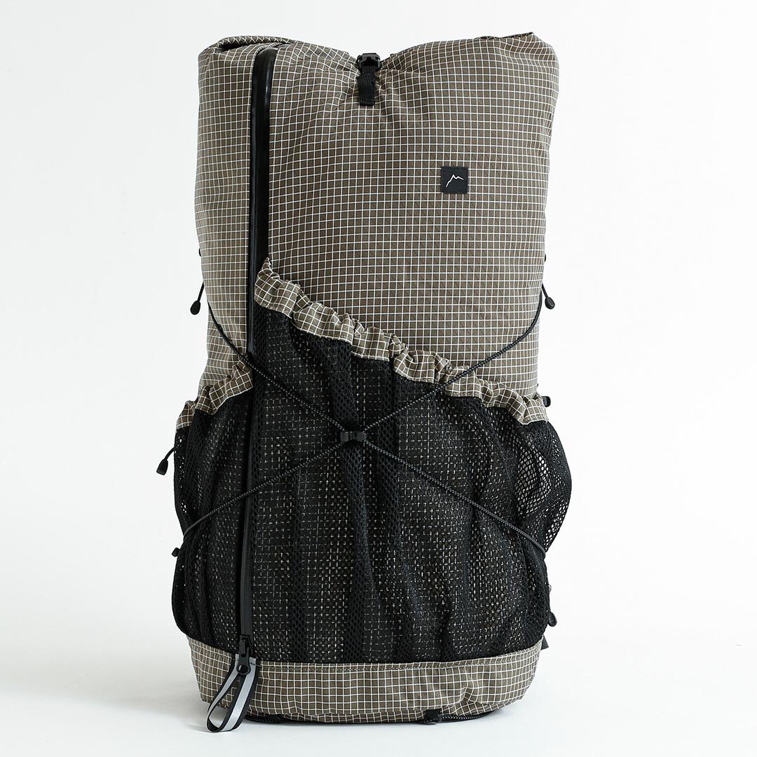 mari roll top SM / cayl grid / khaki