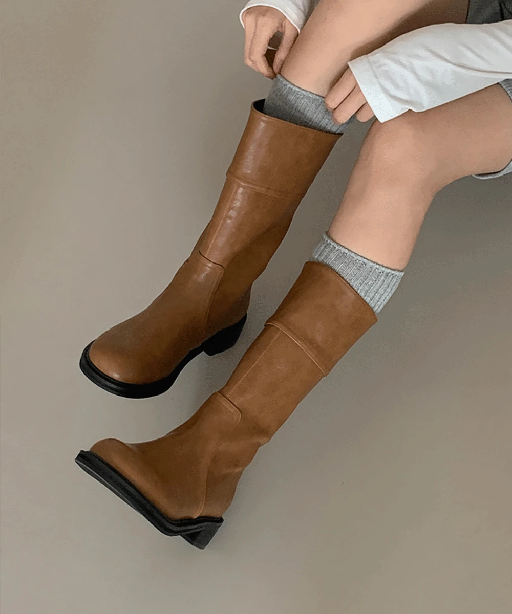 라운디드 뒷절개 하프부츠