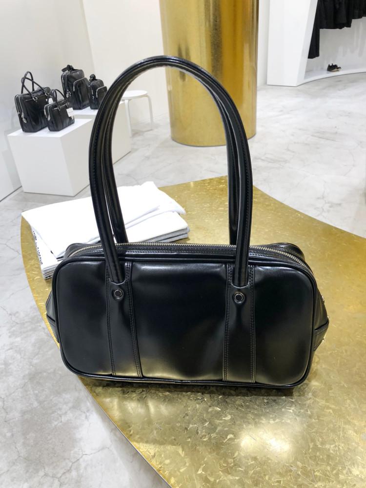 꼼데가르송 아오야마 더블지퍼 숄더 레더백ozk212 1 1