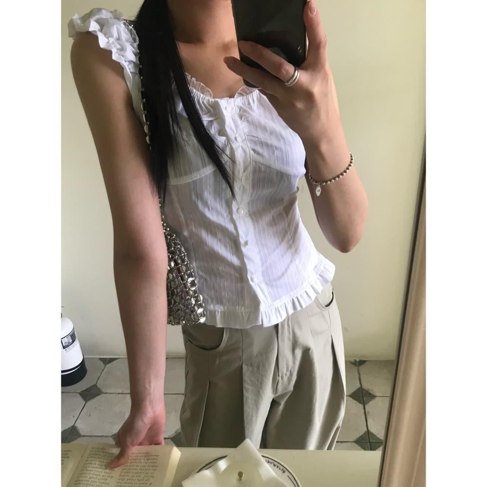 Frill sleeveless blouse (2color) 프릴슬리브리스블라우스