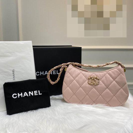 샤넬 23K 19 호보백 스몰 라이트핑크 AS4422