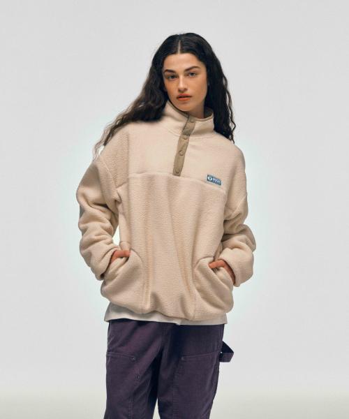 디스커스 애슬레틱(DISCUS ATHLETIC)  [3COLORS] 로고 오버 핏 플리스 풀오버 - 사이즈 & 후기 | 무신사