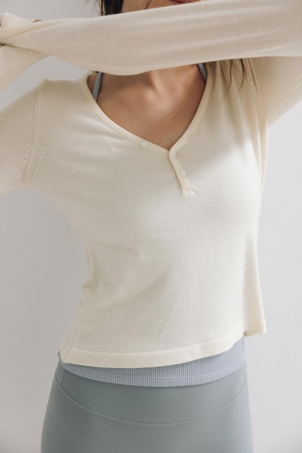 (2nd) Hug V-neck Knit Top_Yellow