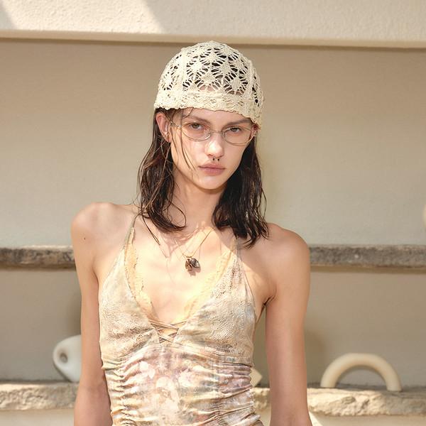 Lace Splice Strap Holder Sleeveless Vest