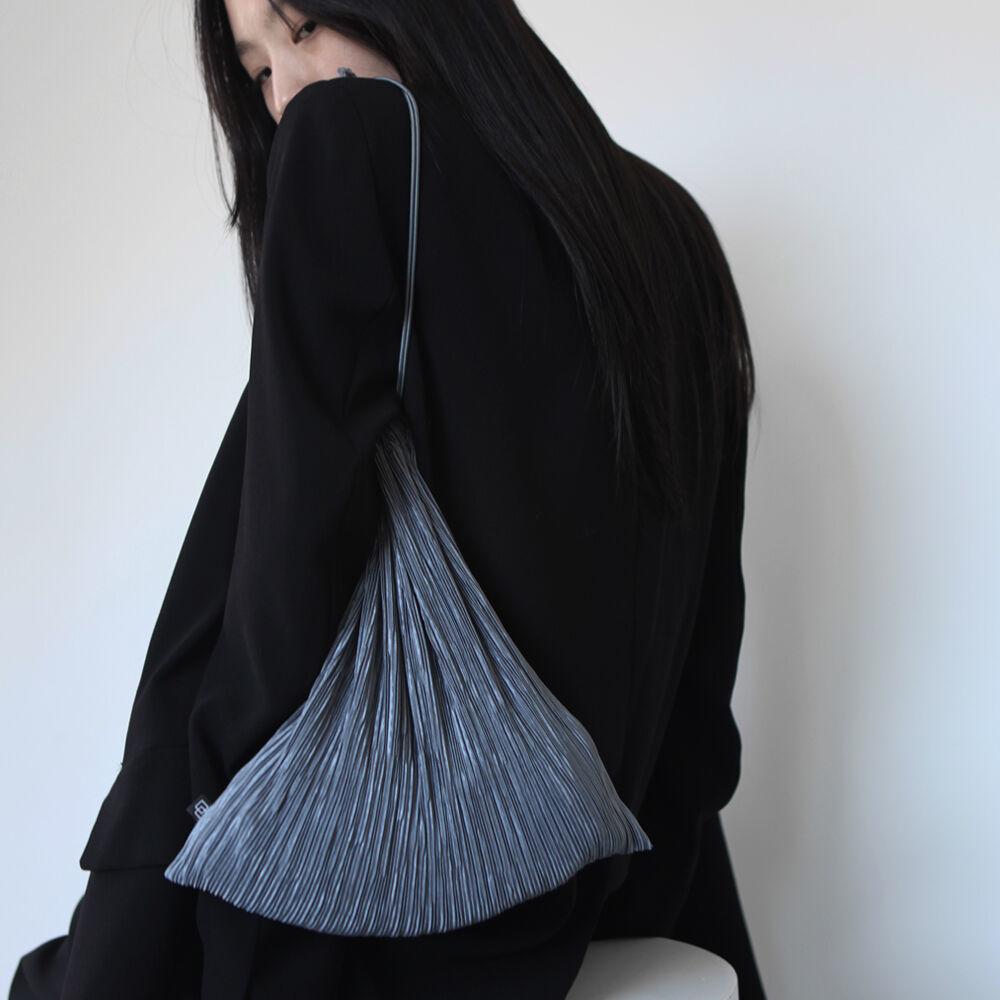 pleats bag (gray)