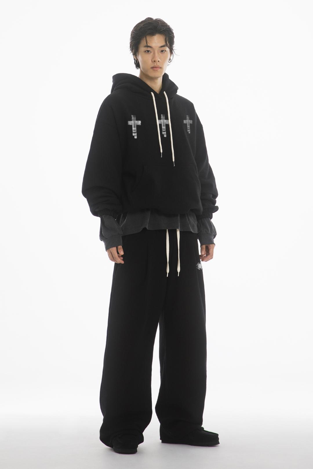 CROSS STRING HEAVY FLEECE-LINED HOODIE - BLACK