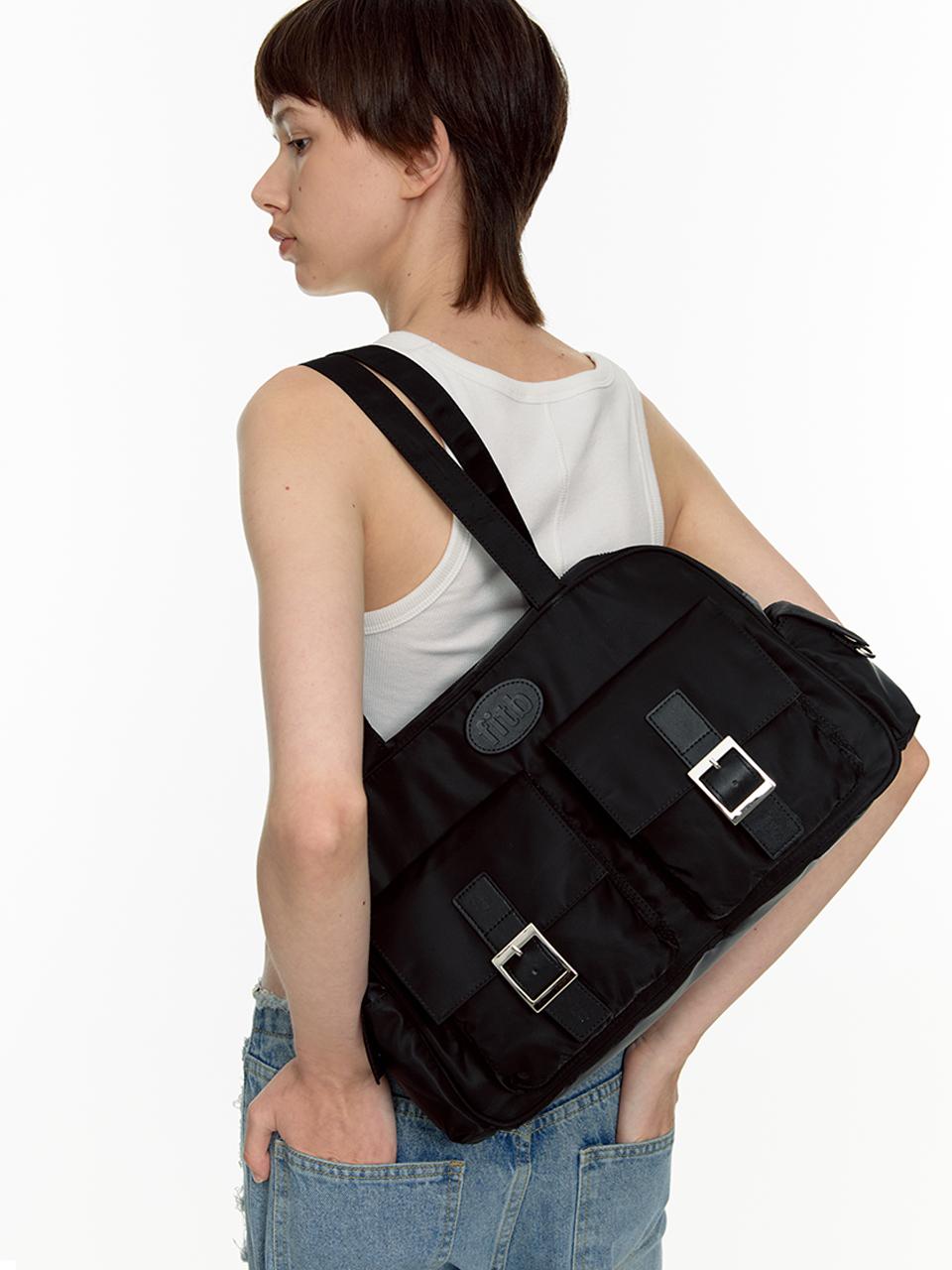 Trapezoid PK Shoulder Bag (nylon)(black)
