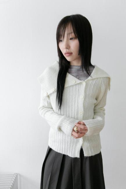 오무수히 ribbed unbal button cardigan(2colors)
