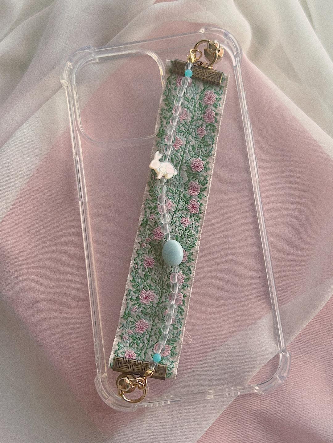 Bunny strap case 1