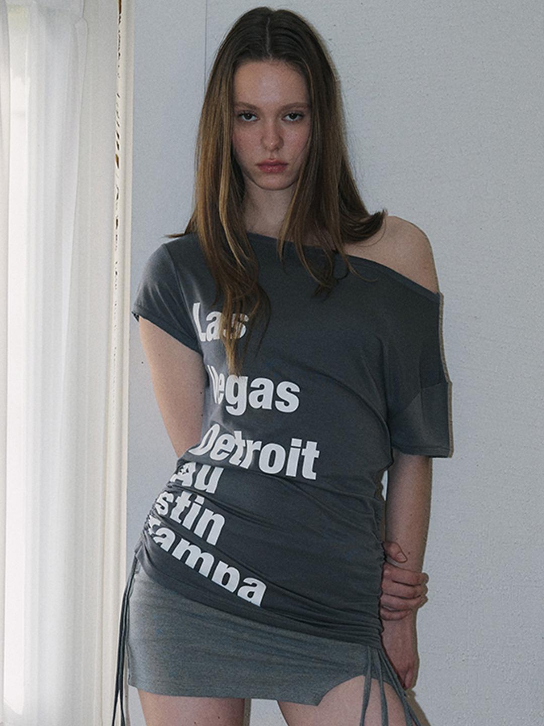 Sara Lettering Shirring Top (Charcoal)