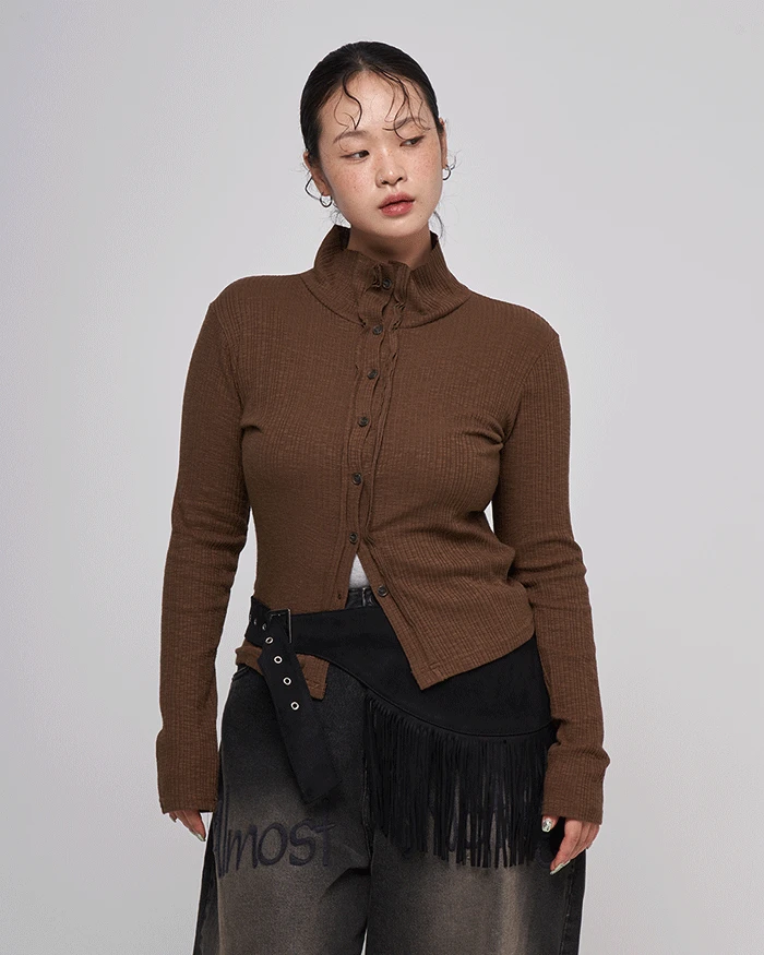 디아 하이넥 버튼 긴팔 T