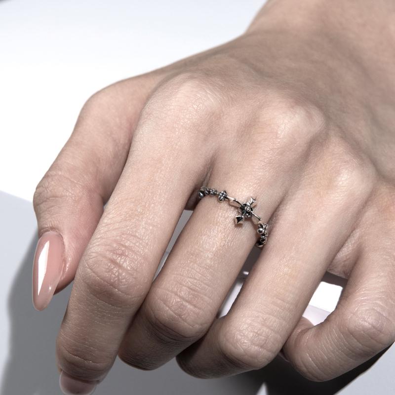 Point Cross Ring (P.C.R)