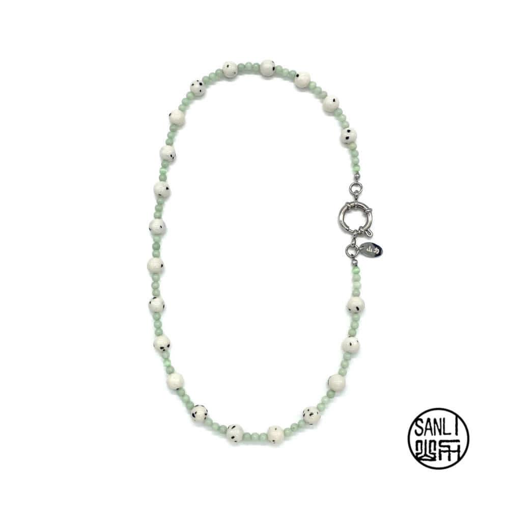 Green cookie necklace