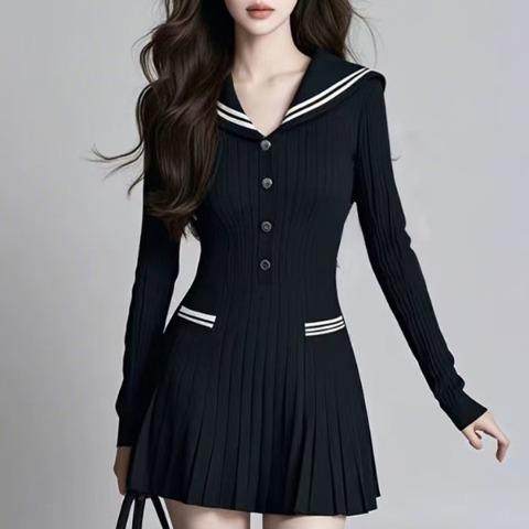 세일러카라 플리츠라인 니트원피스 크론느원피스