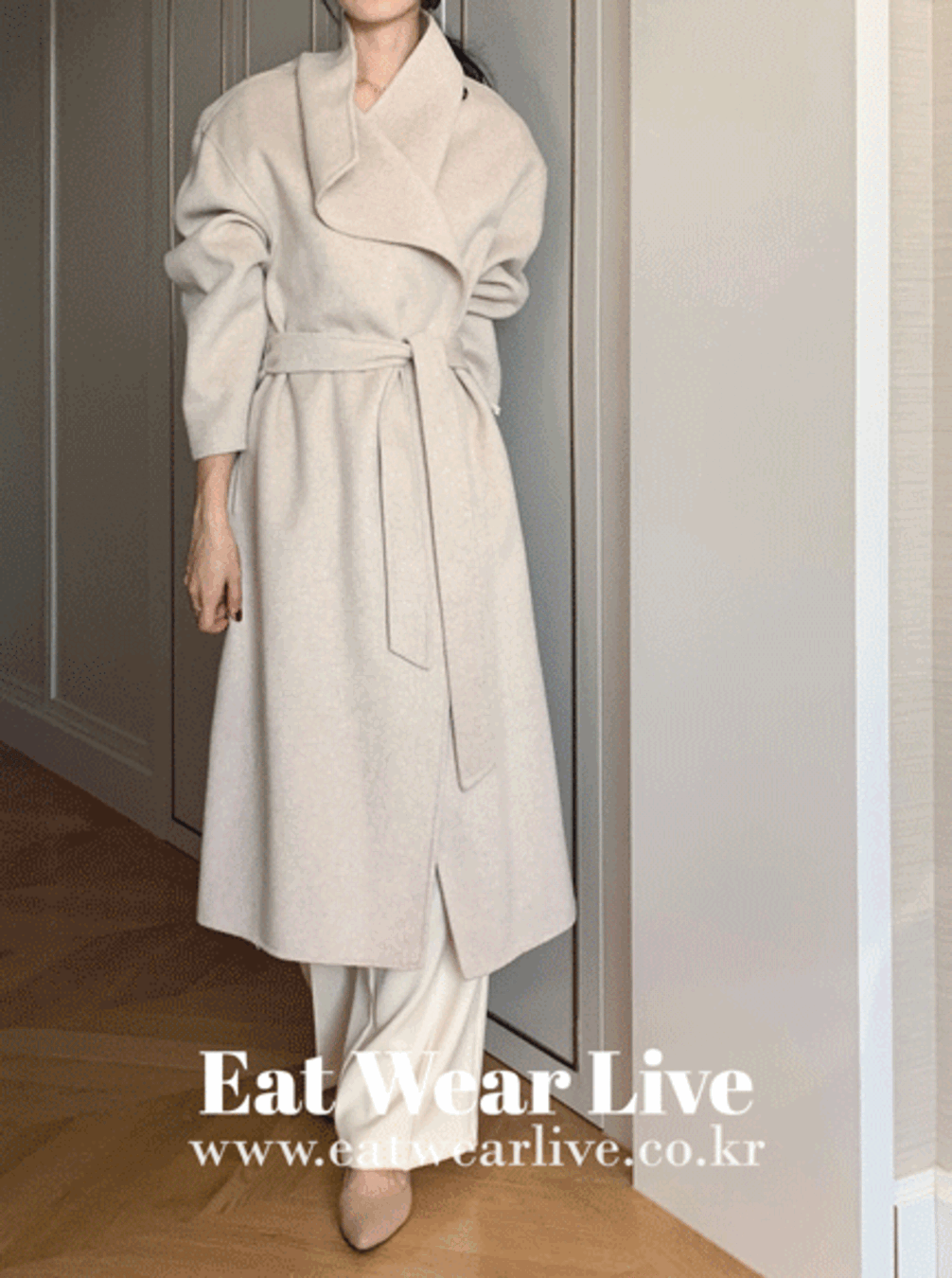 [캐시10 울90] 숄카라 하이넥 벨티드 핸드메이드 코트 (2color)