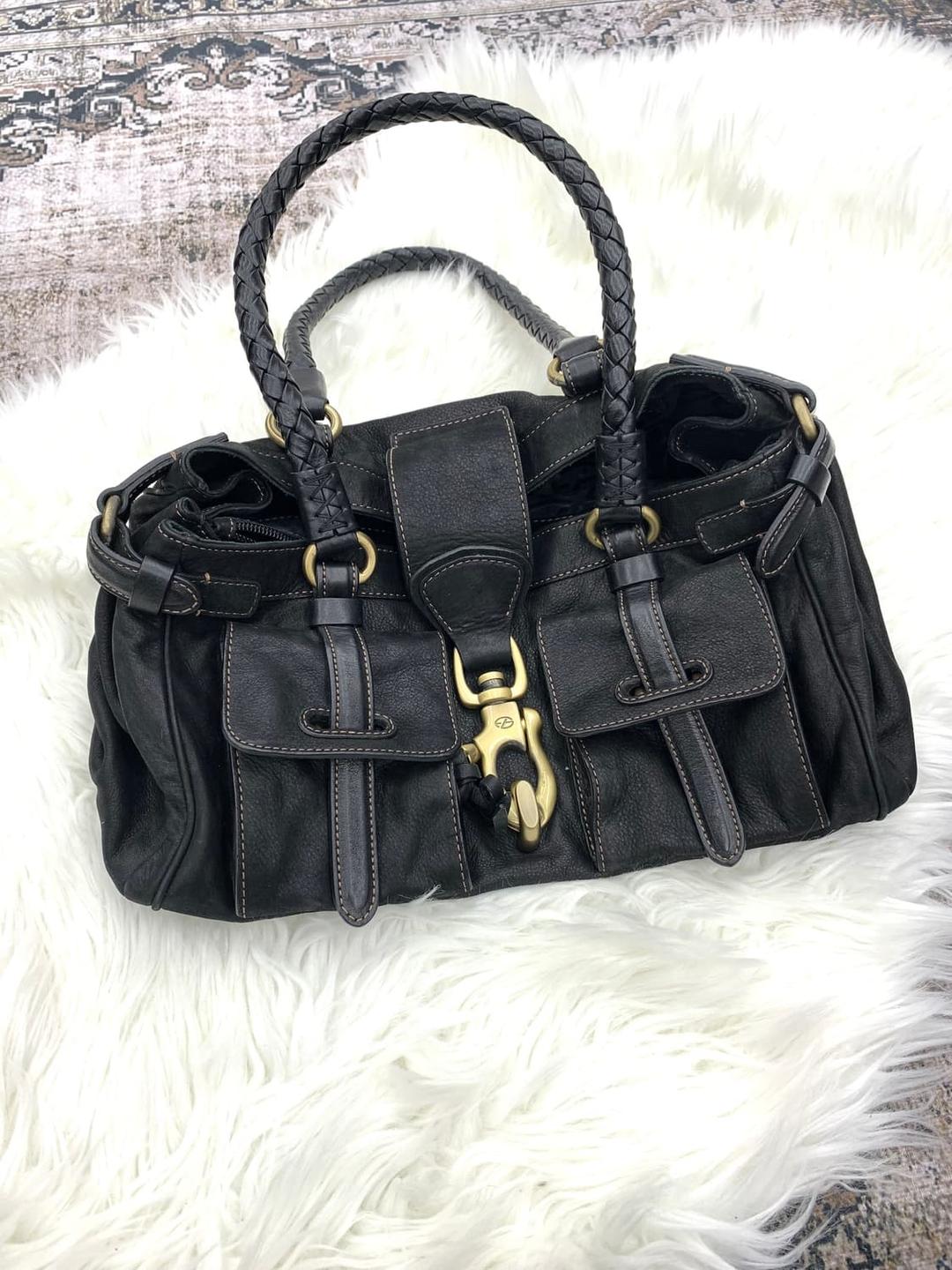 Black leather pocket shoulder bag   | 후루츠패밀리