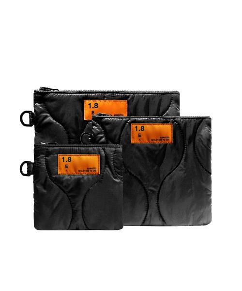 POM QUILTED FLAT POUCH (BLACK) / RECYCLED