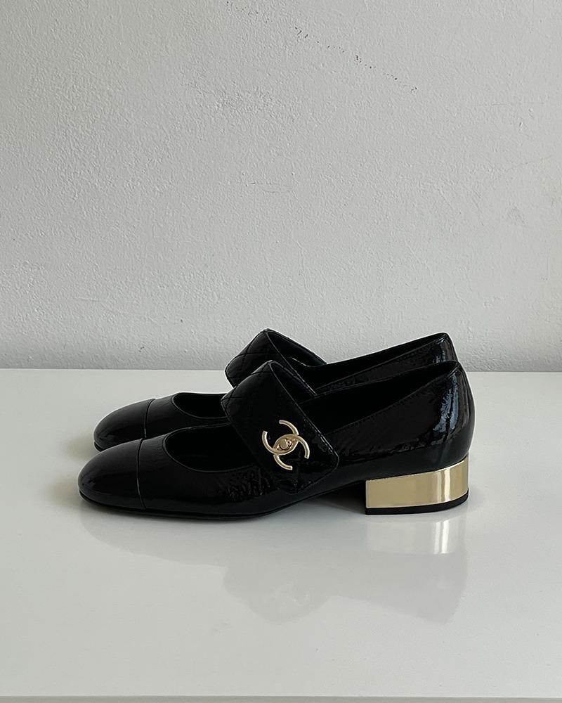 샤넬 23P 블랙 턴락 메리제인 (새상품)