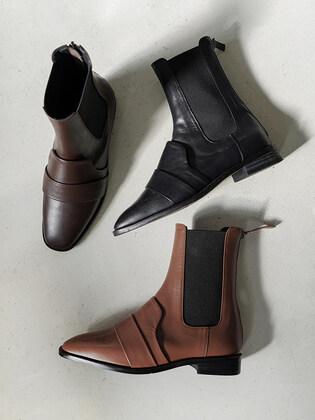 Ankle lock chelsea high boots with zipper (2COLORS)