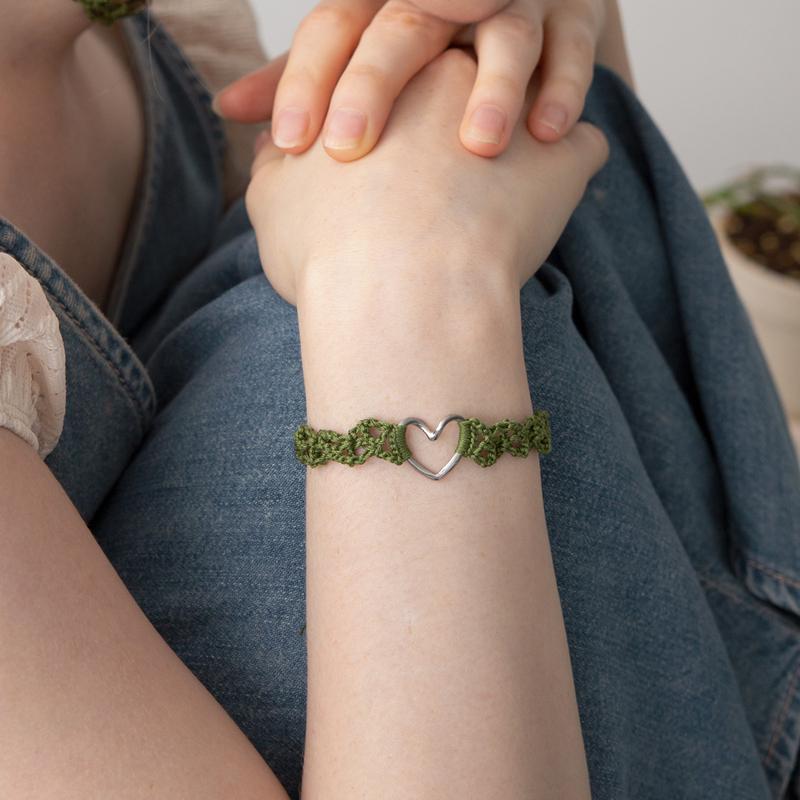 Line heart with olive green knit bracelet