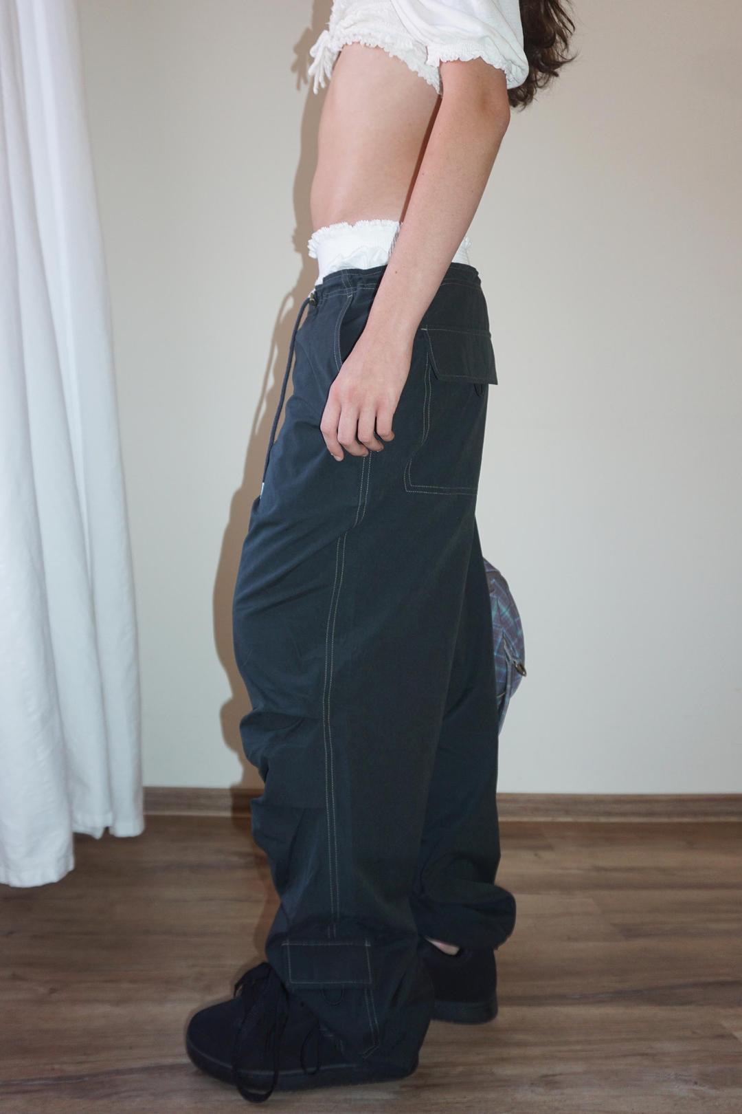 String Parachute Pants Washed Black