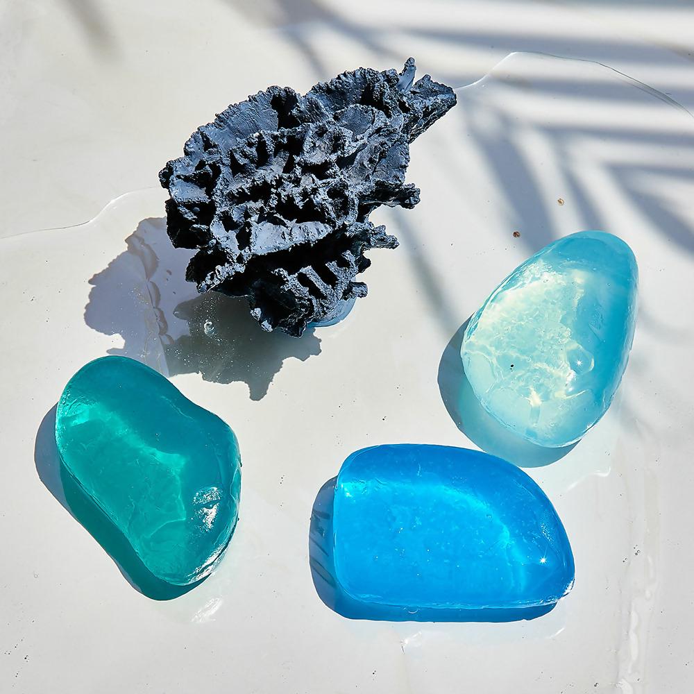 폭염 대비 극강의 시원함 "남극체험 오싹 쿨비누" 크렘 멘톨 씨글라스솝