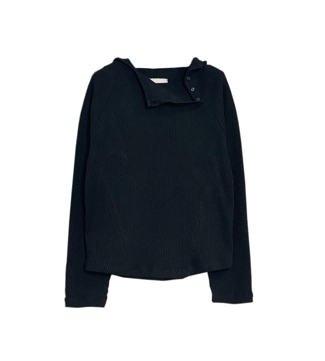 NECK BUTTON HOODIE