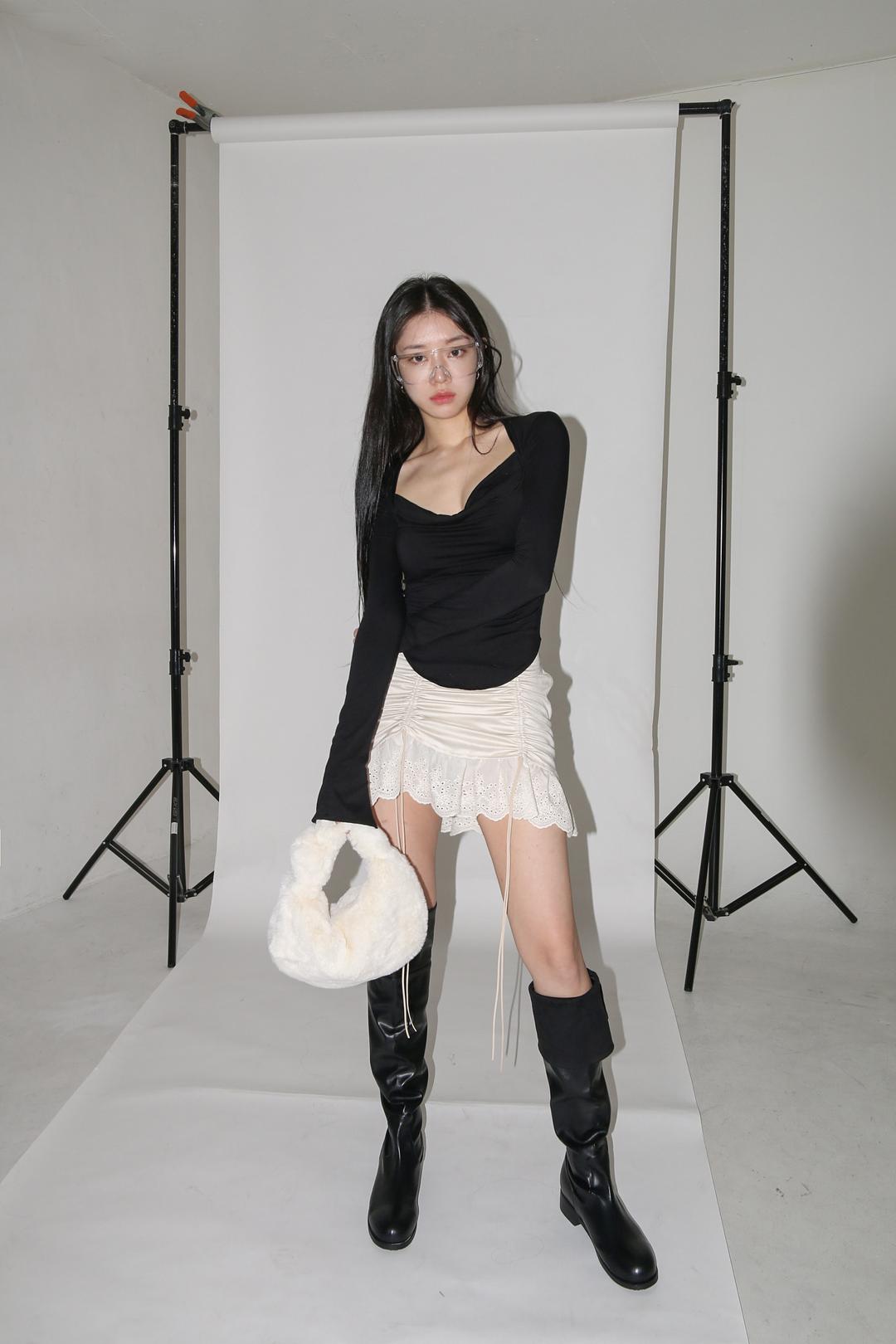 [21 AUTUMN DRYROSE MADE] SUEDE WRINKLE LACE SK (IVO)