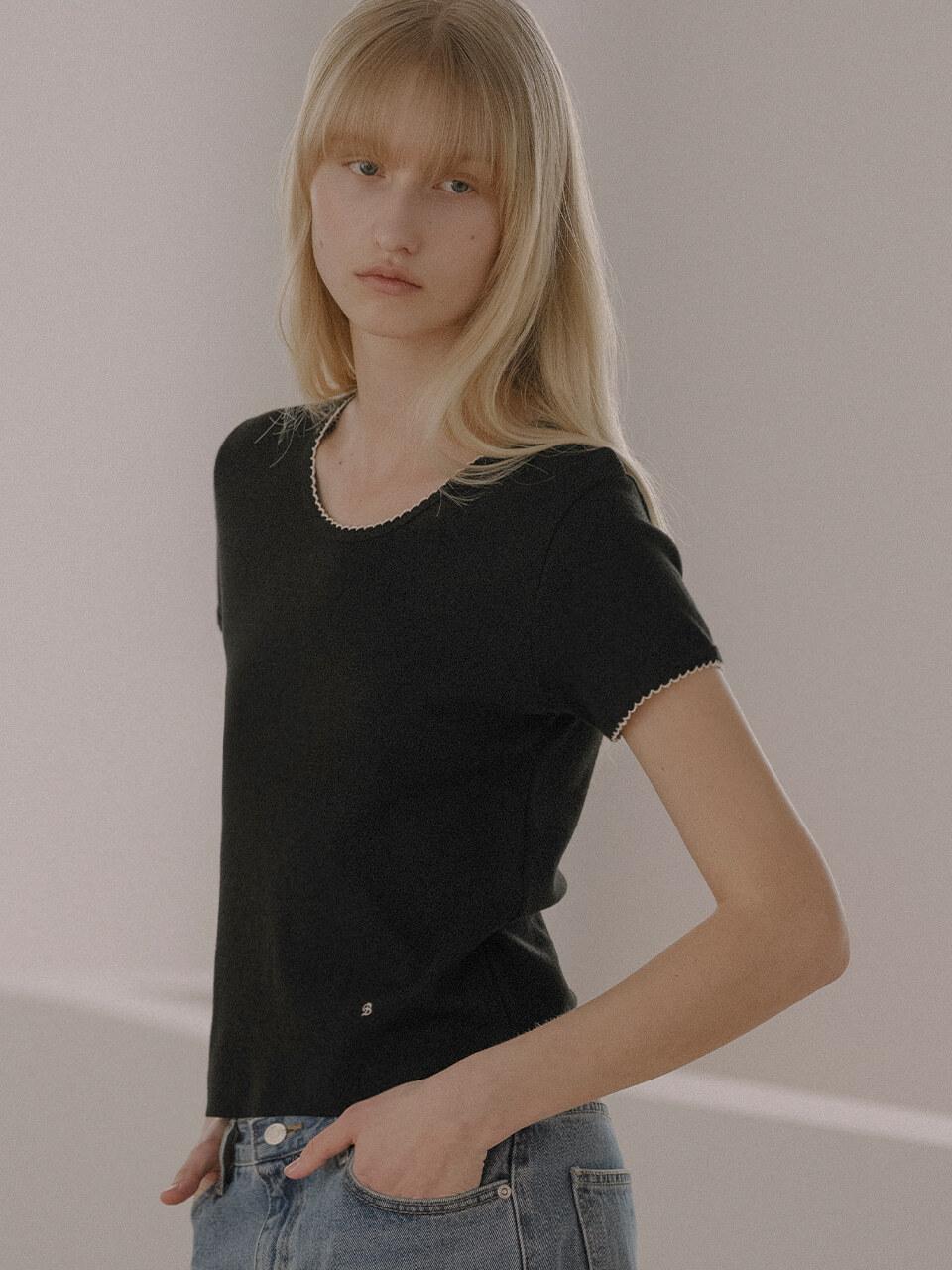 Punching lace T-shirt KNSS04TS02_Black