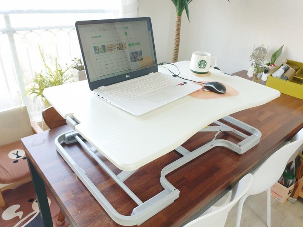 리빙앤모어 스탠딩책상 전동 오토 높이조절 서서일하는책상 수동식 모션데스크 모션테이블