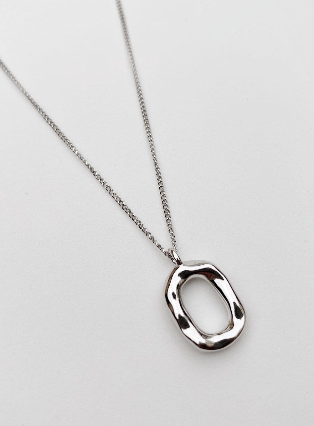 Oval necklace