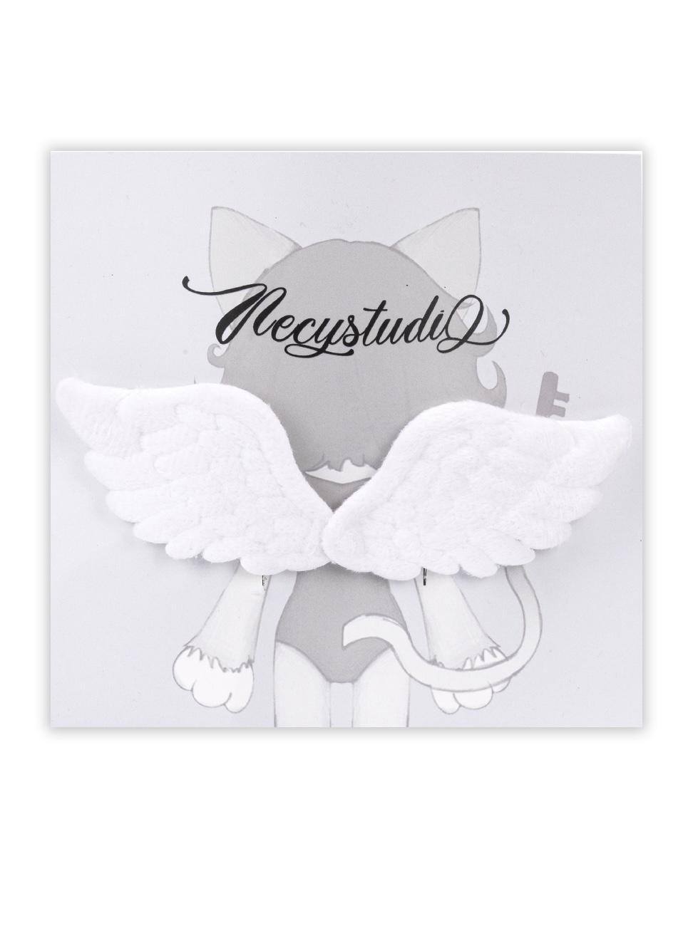 NECY STUDIO White Wing Hairpin