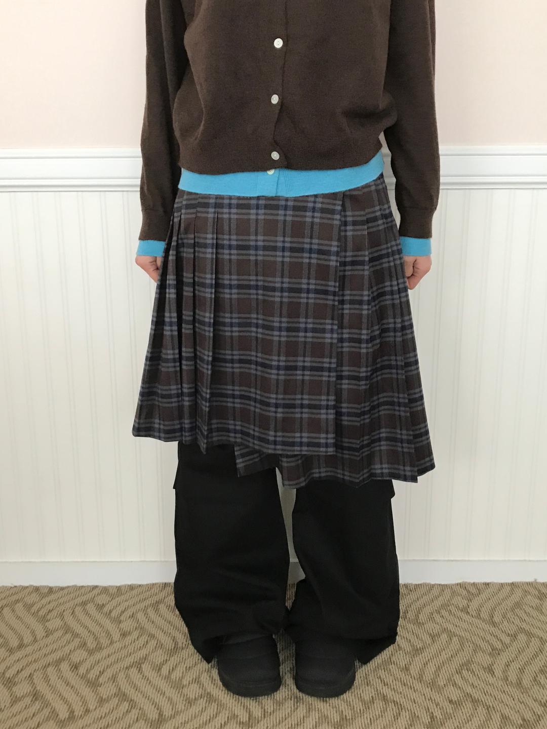 LAYERED CHECK WRAP SKIRT (NAVY / KHAKI)