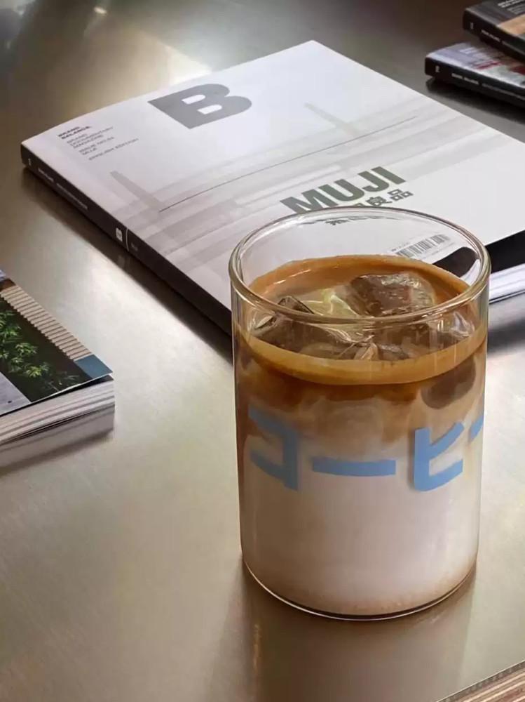 심플한 일본어 폰트 커피 유리컵 우유컵 주스컵