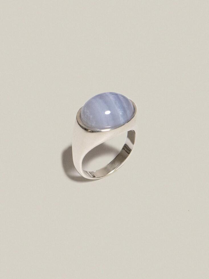 Bonbon Ring Blue lace chalcedony