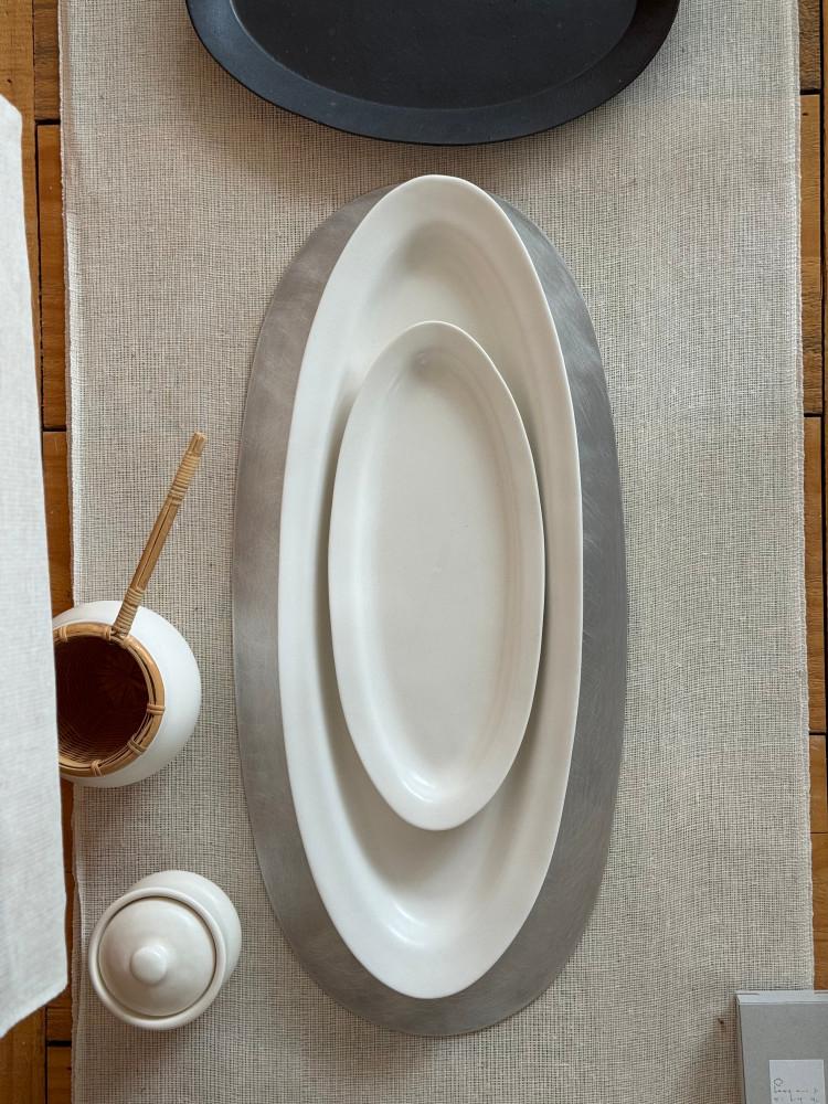 [슬림 롱 와이드 림 플레이트] 화이트 오벌 플레이트 안수정 작가