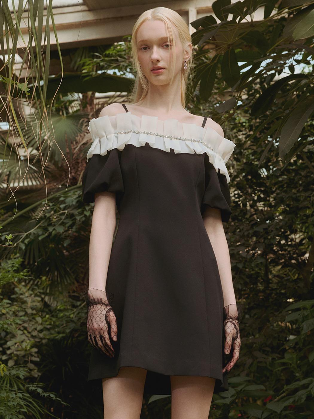 Plum / Lace Off-Shoulder Mini Dress