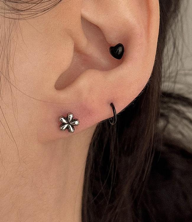 [써지컬] 유화 실버 꽃 피어싱_PC4007