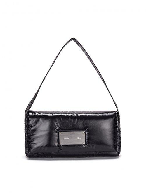 마뗑킴(MATIN KIM)  MIDDLE PADDING SHOULDER BAG IN BLACK - 사이즈 & 후기 | 무신사