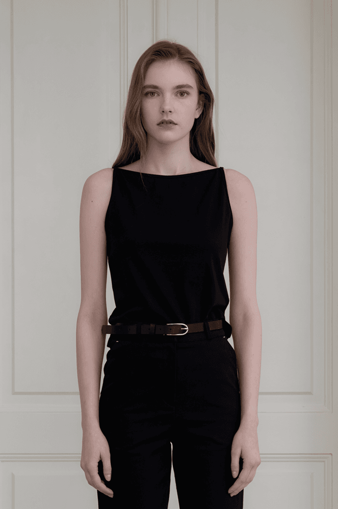 마로이 Crop lip neck sleeveless(Black)